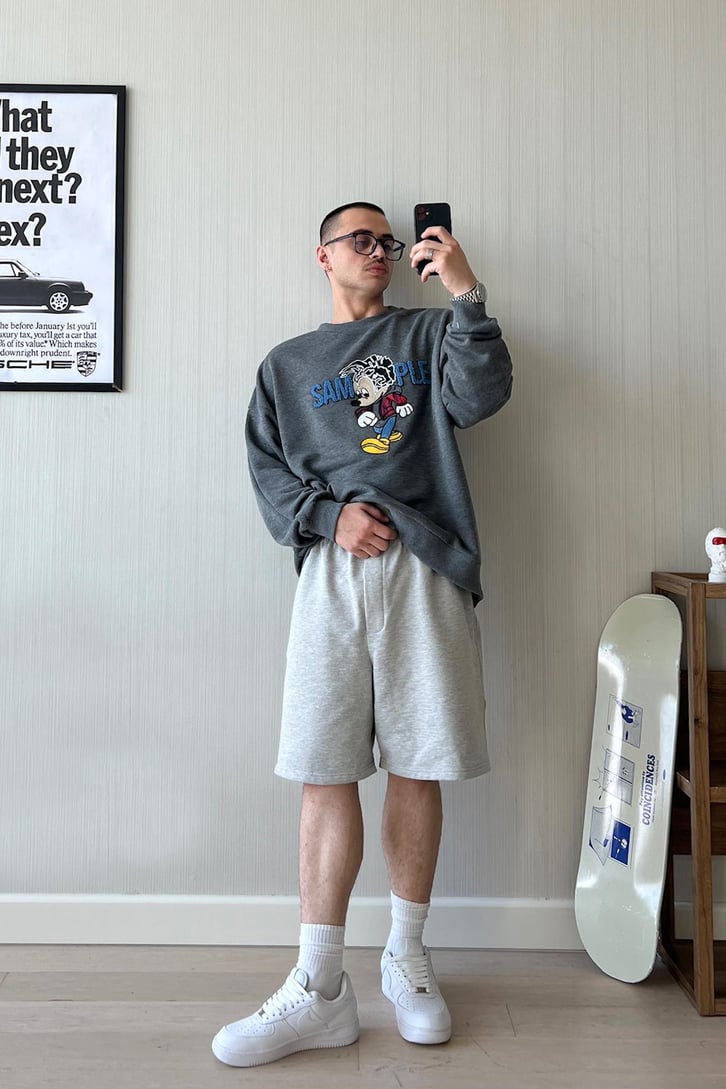 Miki Mouse Nakışlı Gri Oversize Sweatshirt