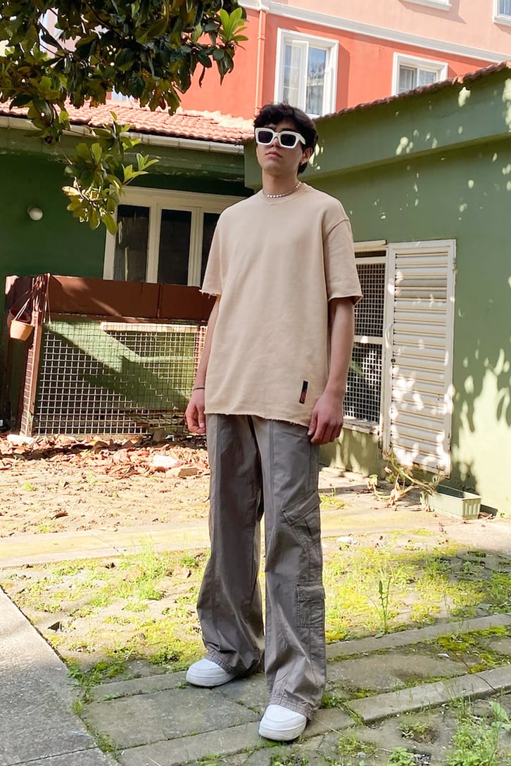 Mini Cep Extra Baggy Fit Khaki Pants+ Cut Details Oversize Tshirt Seti