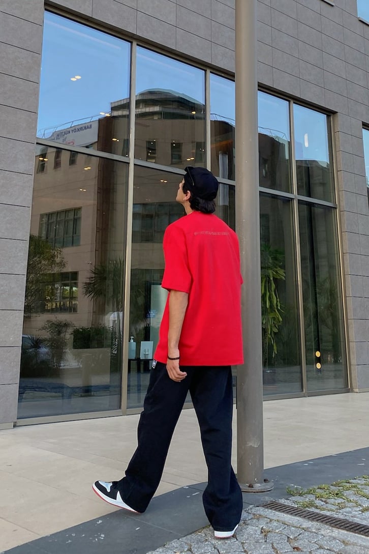 Mini Chest Baskılı Kırmızı Oversize Tshirt