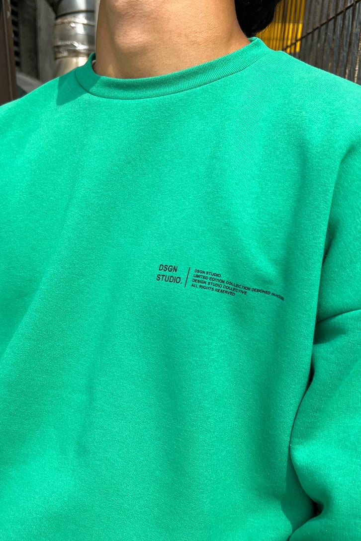 Mini Chest Logo Oversize Sweatshirt