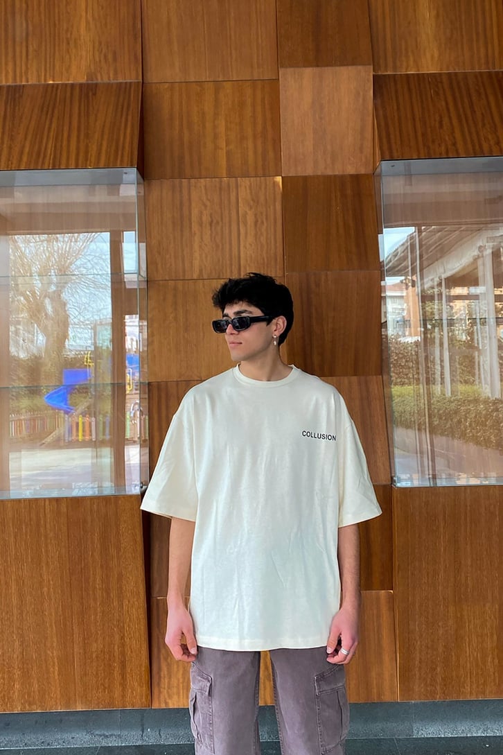 Mini Chest Logo Printed Oversize Cream Tshirt