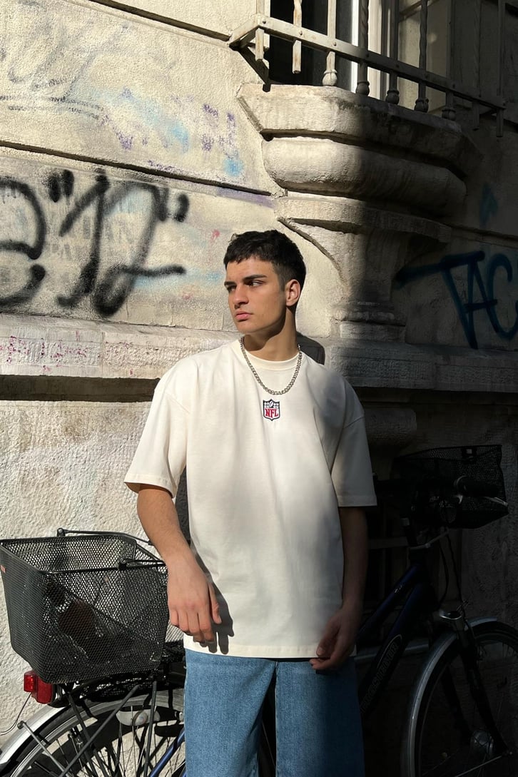 Mini Logo Nakışlı Taş Rengi Oversize Tshirt