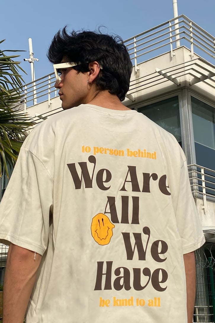 Mini Smiley Baskılı Açık Kahve Oversize Tshirt