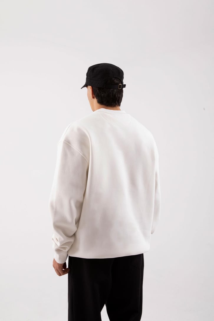 Minimal Baskılı Ekru Oversize Sweatshirt