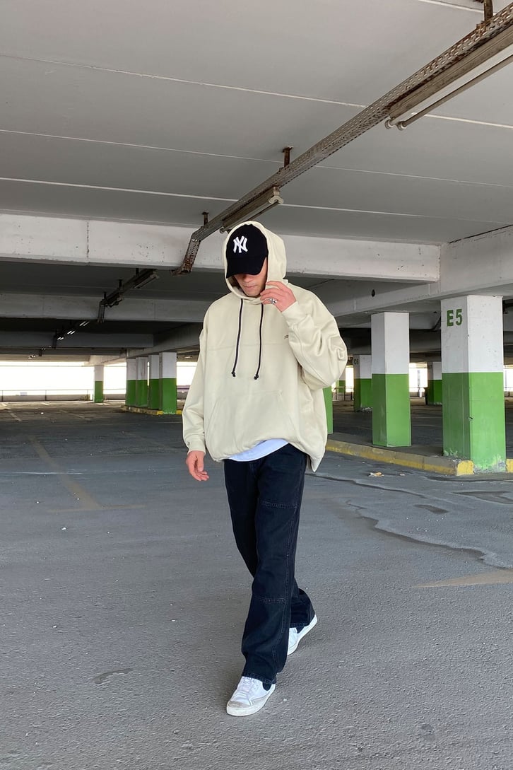 MİNİMAL BASKILI OVERSIZE HOODIE