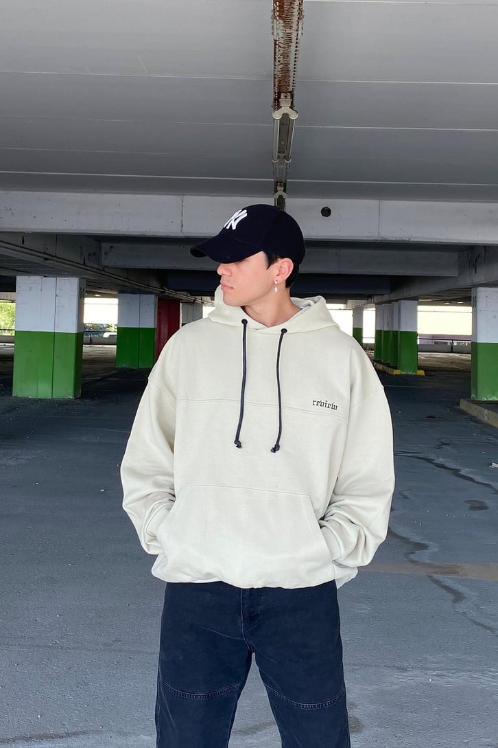 MİNİMAL BASKILI OVERSIZE HOODIE