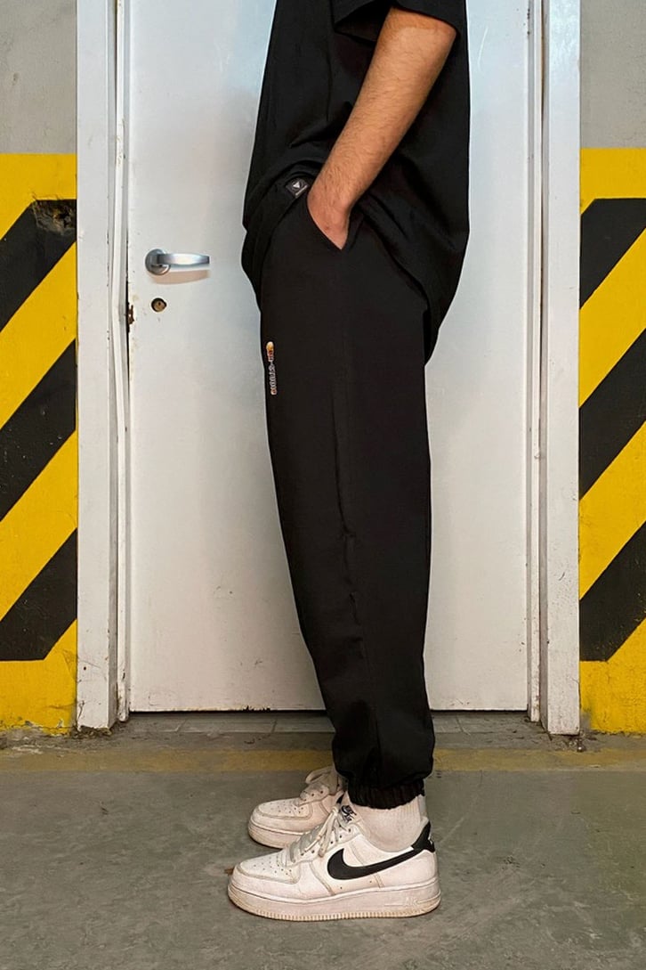 Minimal Embroidered Black Sweatpants