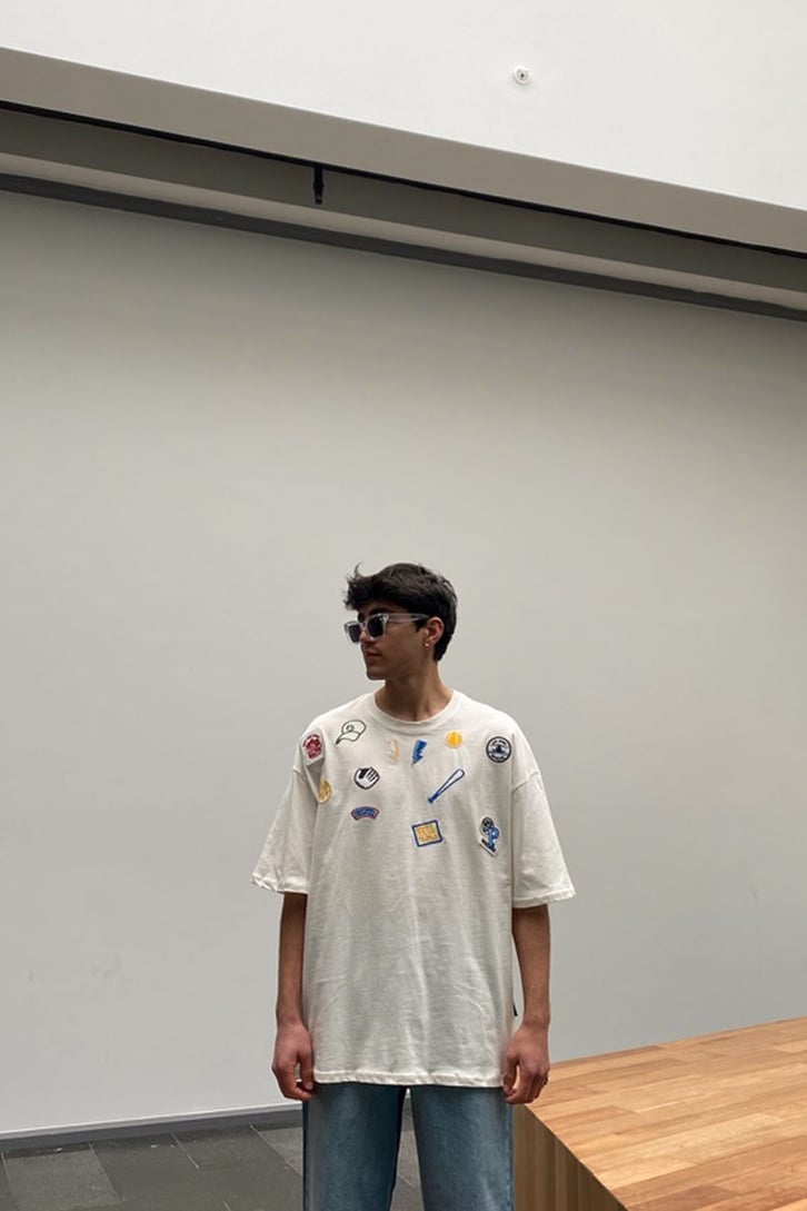Minimal Embroidery Cream Tshirt