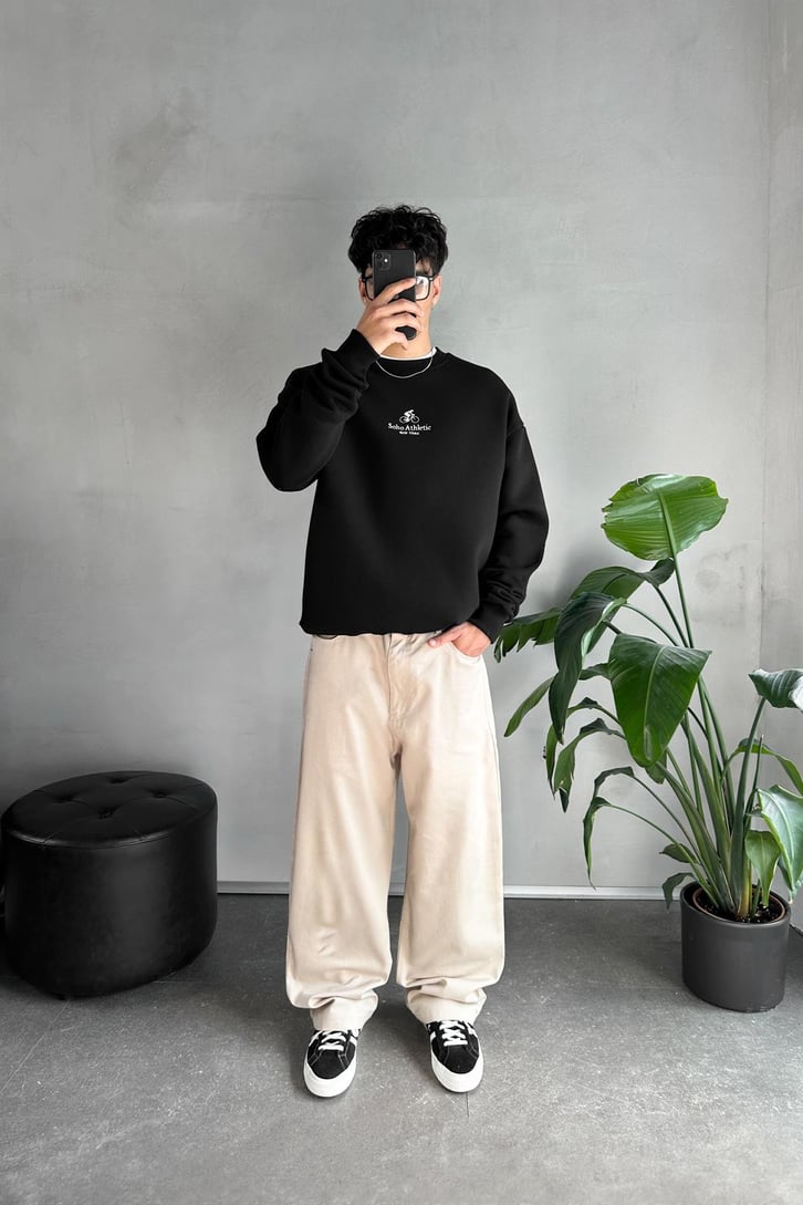 Minimal Nakışlı Bisiklet Yaka Sweatshirt