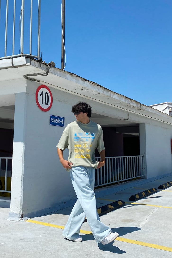 Minimal Object Baskılı Çam Yeşili Oversize Tshirt