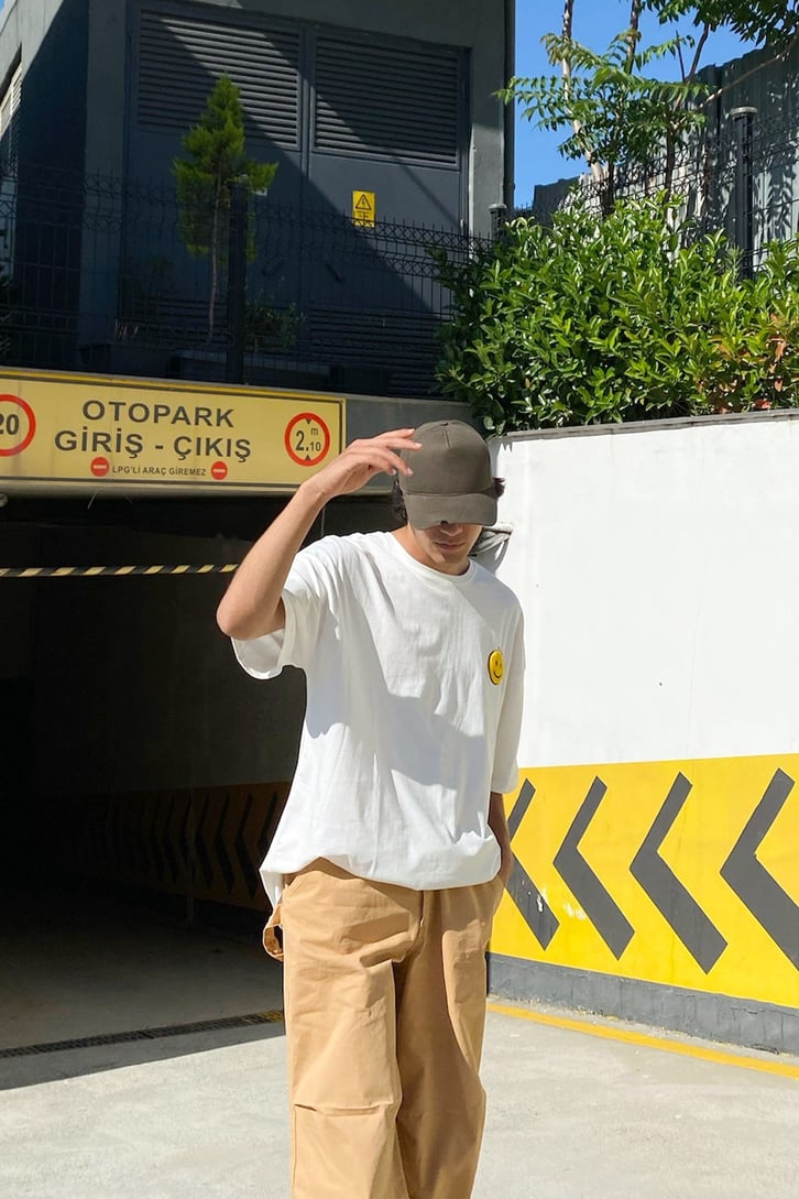 Minimal Smile Beyaz Oversize Tshirt
