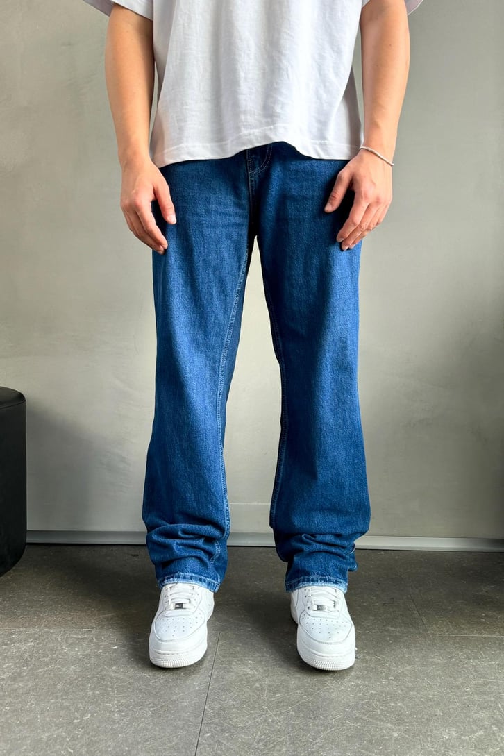 Minimal Yırtık Detay Basic Regular Jean