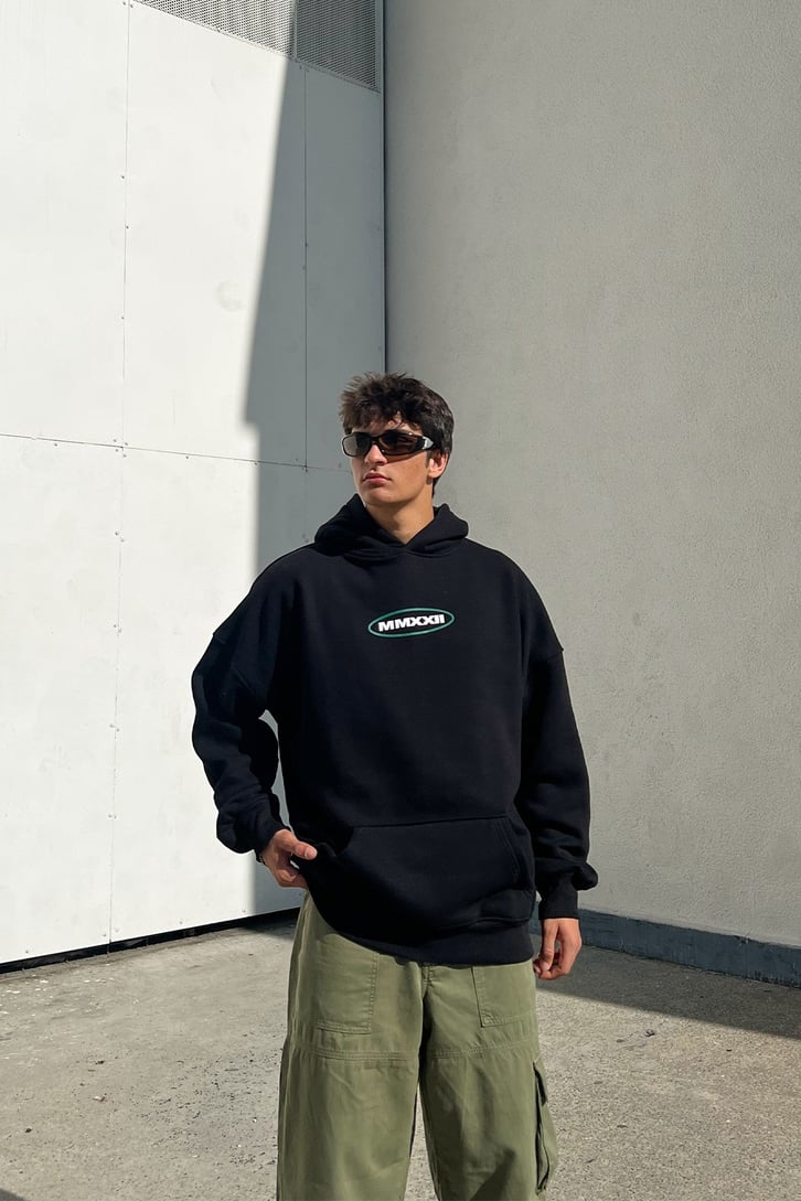 MMXXII Sırt Baskılı Siyah Oversize Sweatshirt