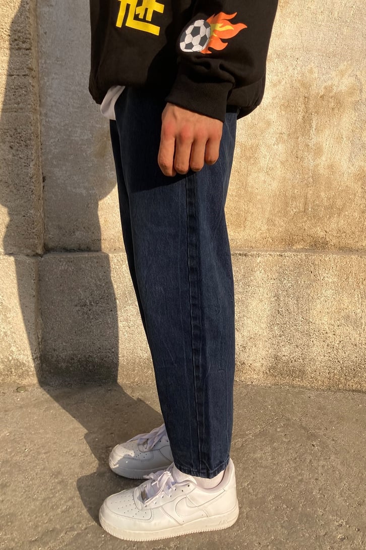 MOM JEANS
