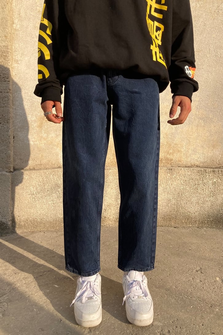 MOM JEANS