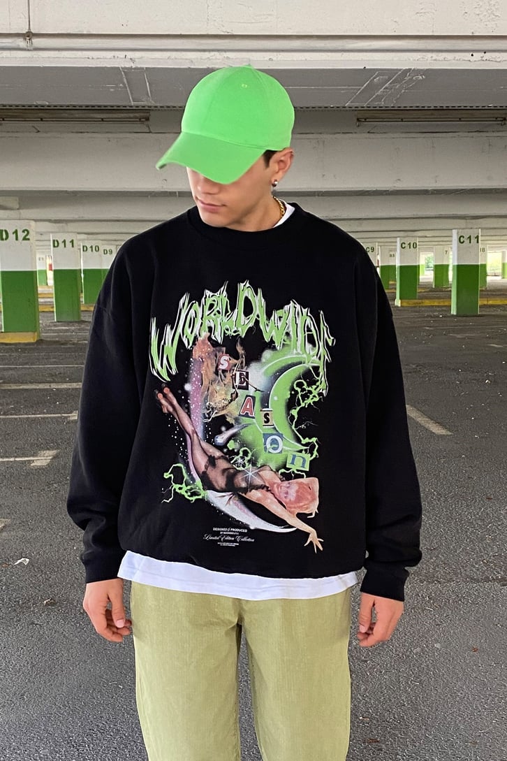 Moon And Girl Printed Oversize Sweatshirt