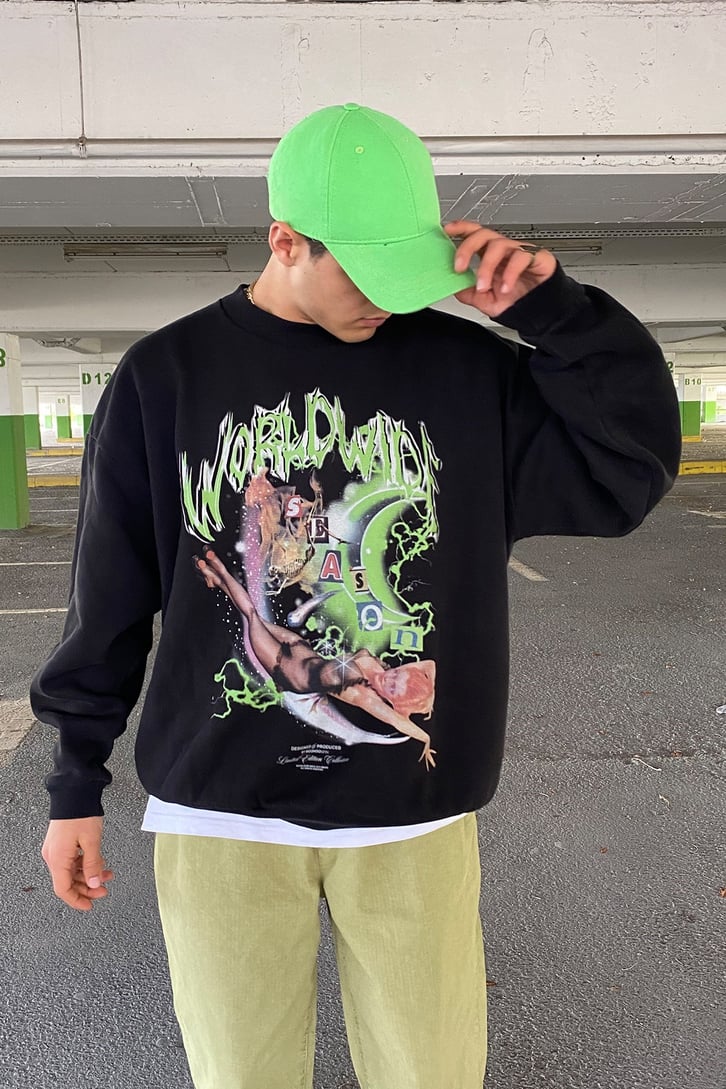 Moon And Girl Printed Oversize Sweatshirt