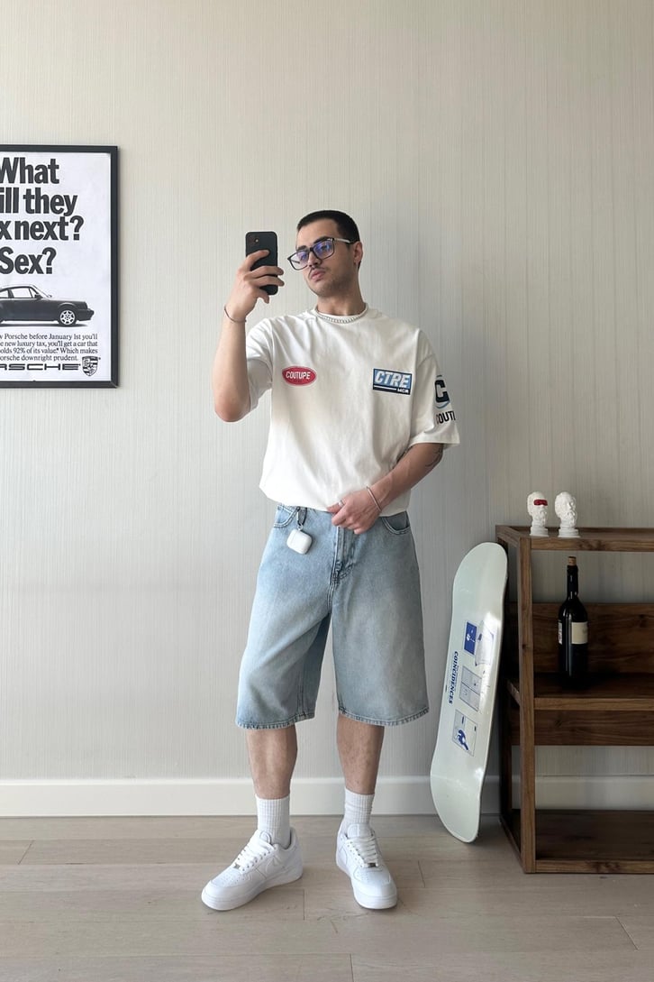Multi Patch Baskılı Oversize Tişört