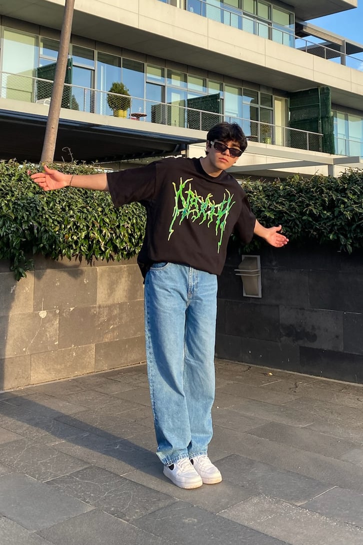 Multiple Motto Baskılı Siyah Oversize Tshirt