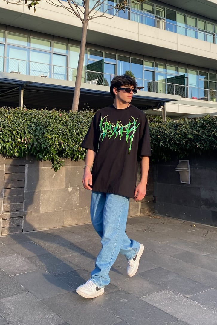 Multiple Motto Baskılı Siyah Oversize Tshirt
