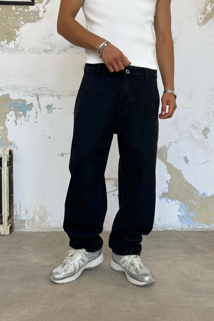 Multiple Pocket Baggy Jean