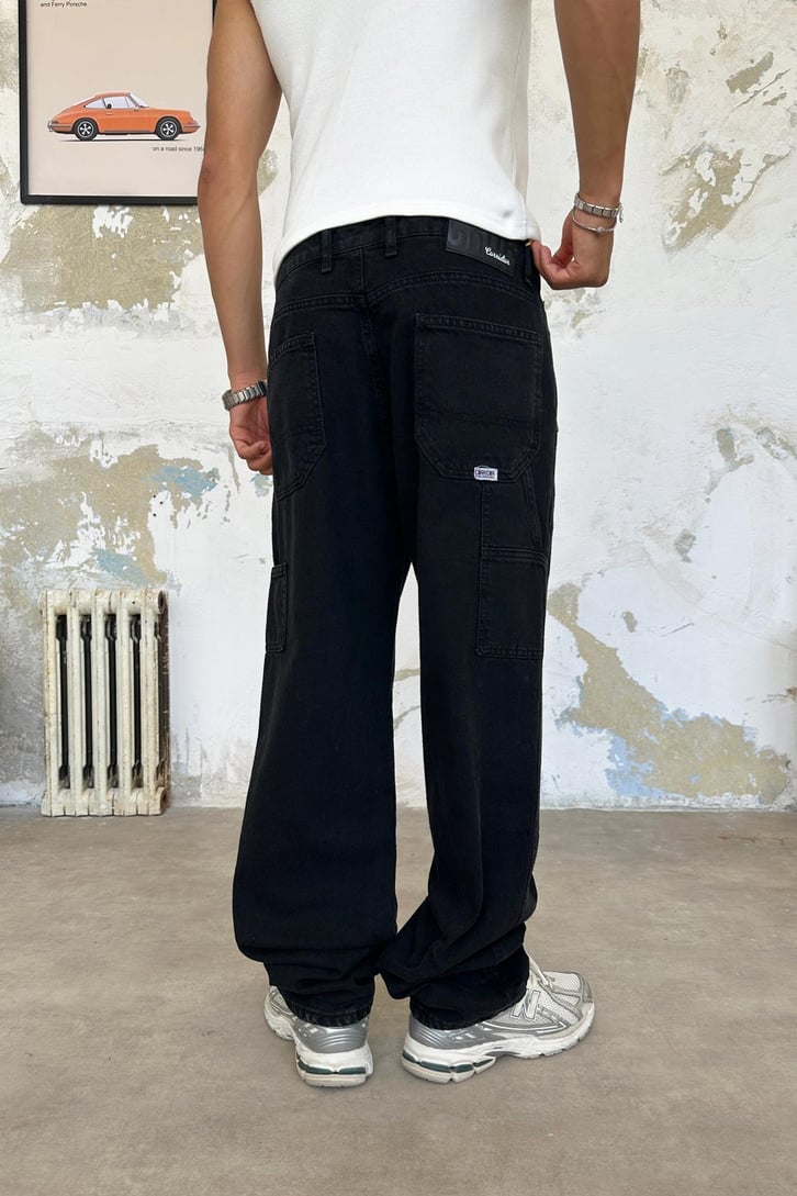 Multiple Pocket Baggy Jean