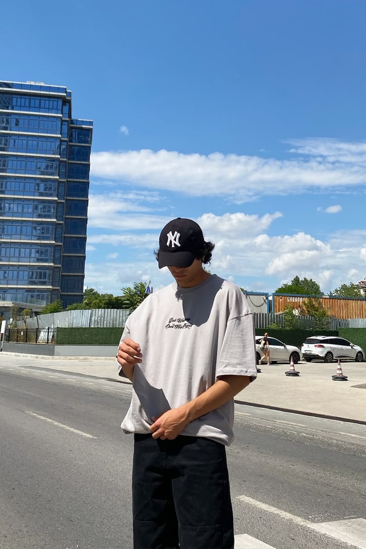 Mythological God Sırt Baskılı Gri Oversize Tshirt