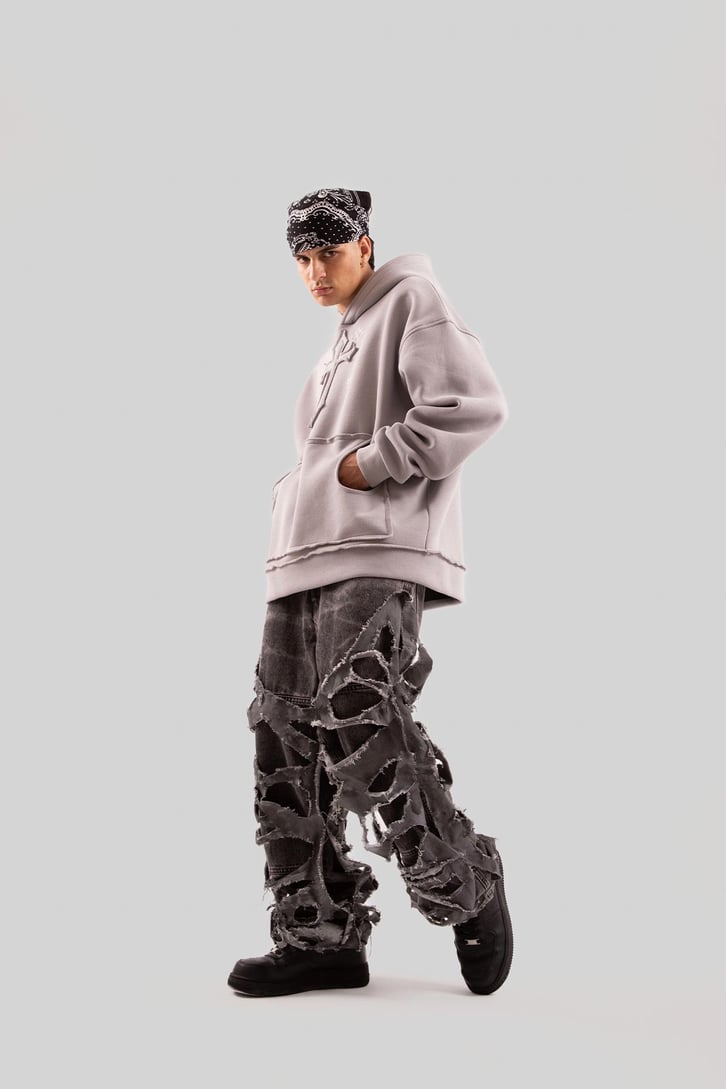 Nakış Detaylı Gri Oversize Hoodie