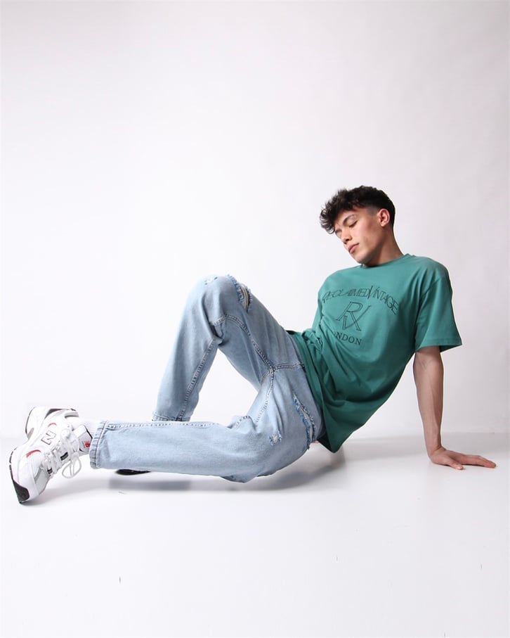 NAKIŞ İŞLEMELİ OVERSIZE TSHIRT