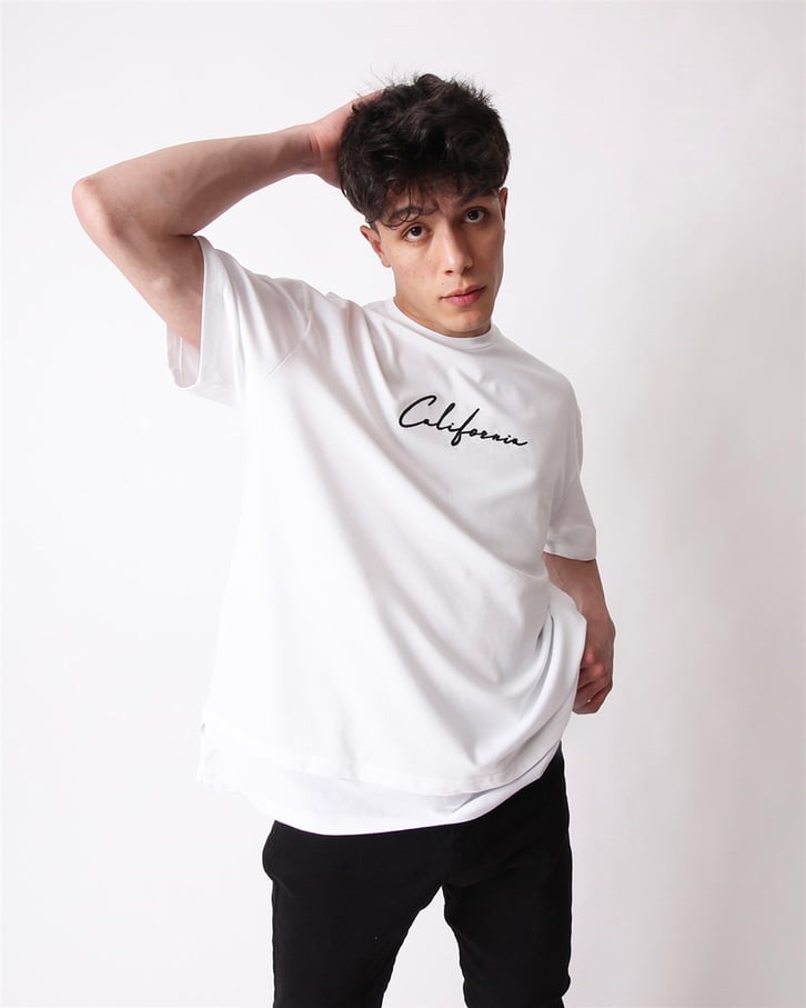 NAKIŞ İŞLEMELİ PİKE KUMAŞ OVERSIZE TSHIRT