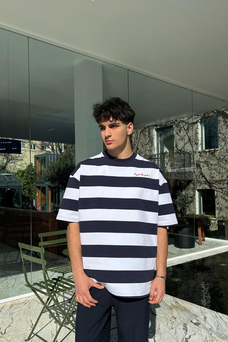 Nakışlı Çizgili Lacivert Oversize Tişört