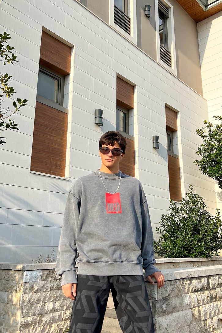 Nasa Baskılı Acid Wash Oversize Sweatshirt
