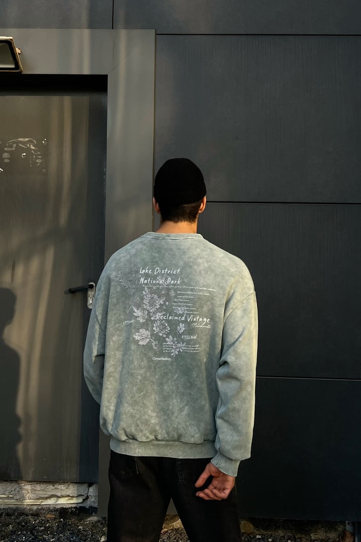 National Park Sìrt Baskìlì Acid Wash Sweatshirt