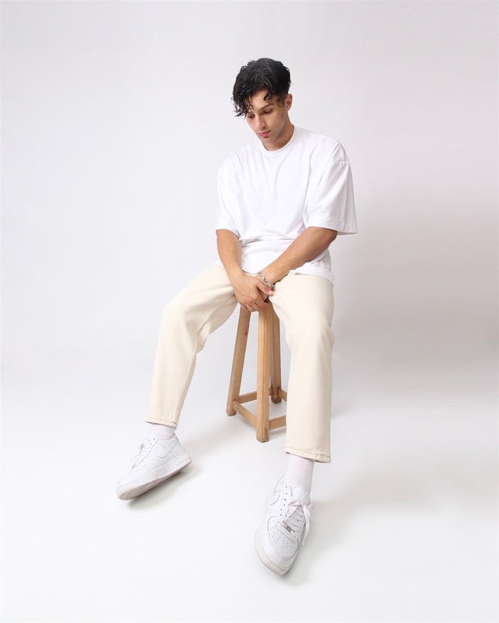 NATURAL FABRIC SPECIAL PRODUCTION MOM JEAN