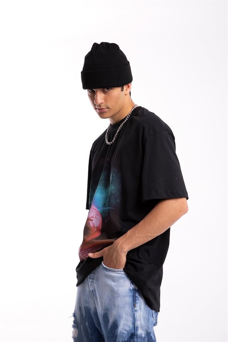 Nebula Baskılı Siyah Tshirt