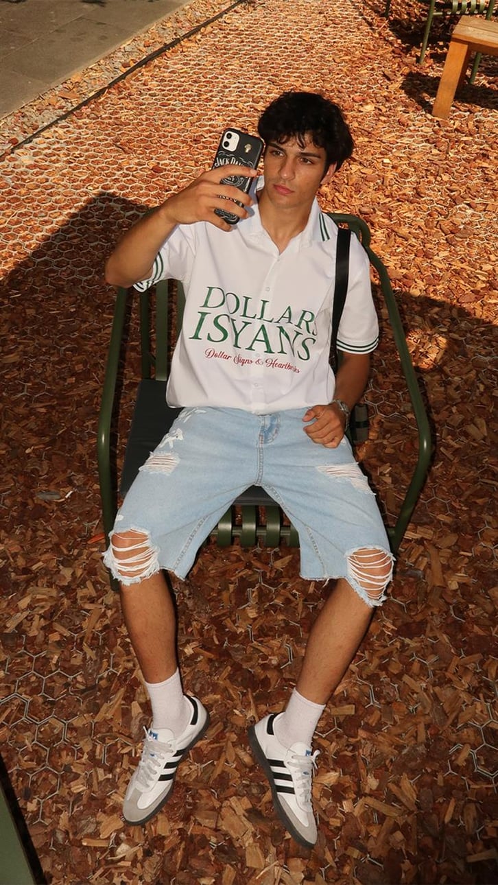 Never Break Ripped Detail Mavi Jean