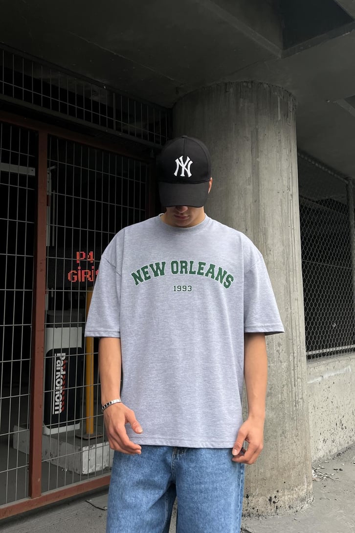 New Orleans Baskılı Gri Melanj Oversize Tişört