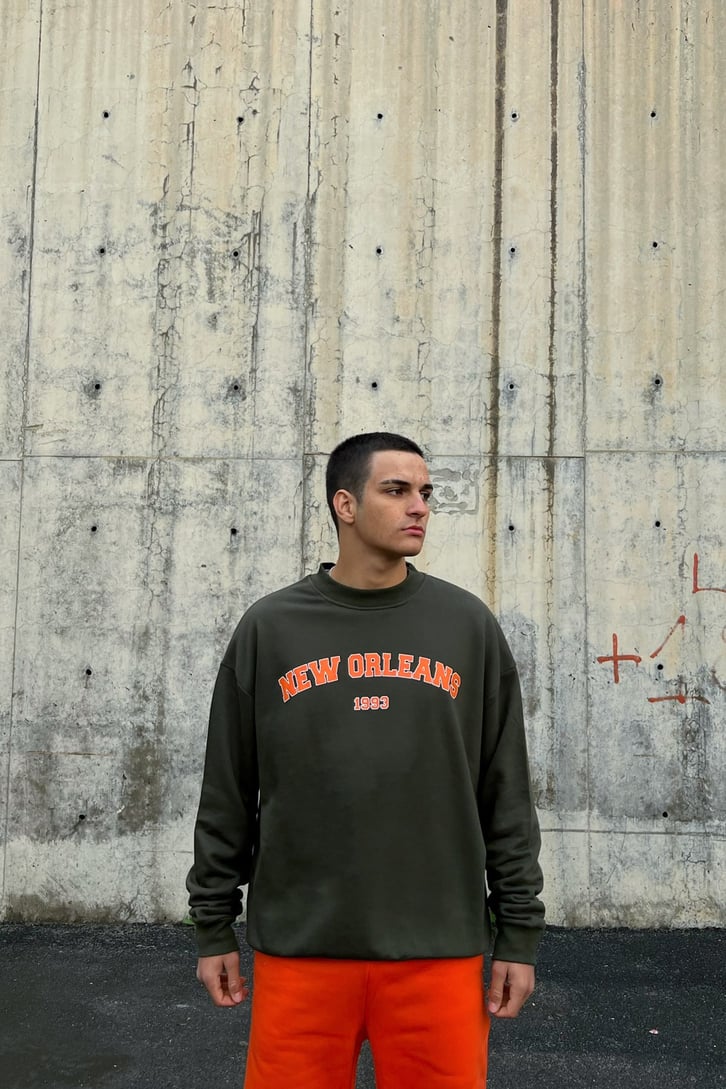 New Orleans Baskılı Haki Sweatshirt
