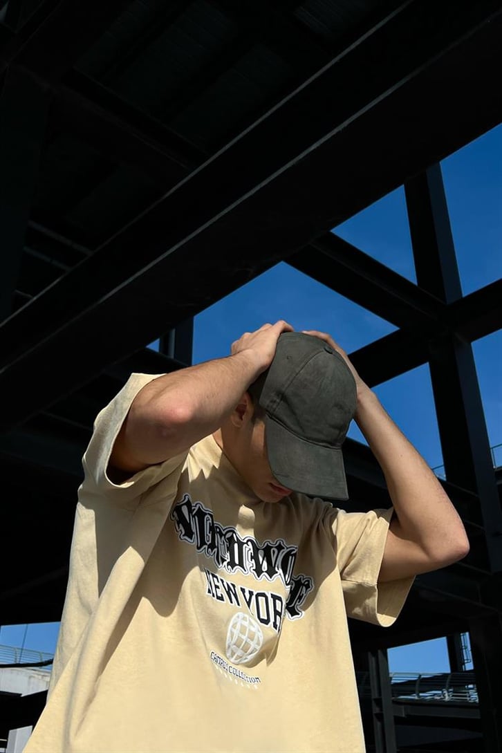 New York Worldwide Bej Oversize Tişört