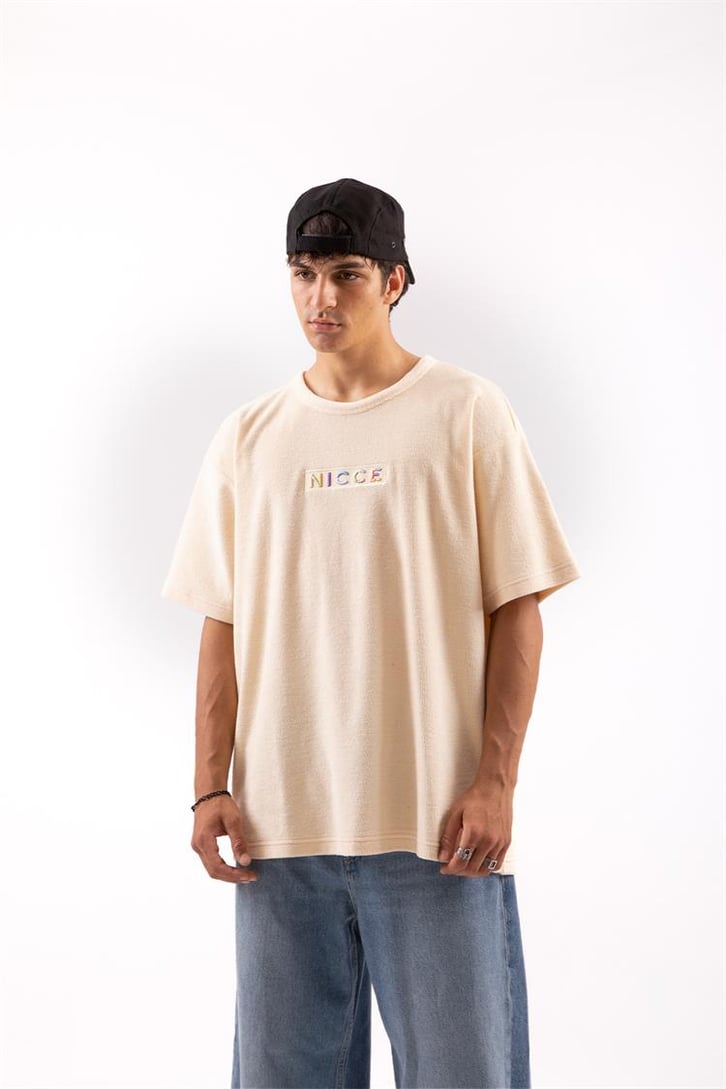 Nıcce Nakışlı Krem Oversize Tişört