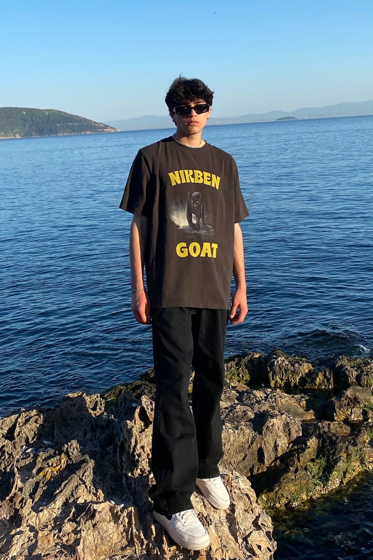 Nirben Goat Baskılı Siyah Oversize Tshirt