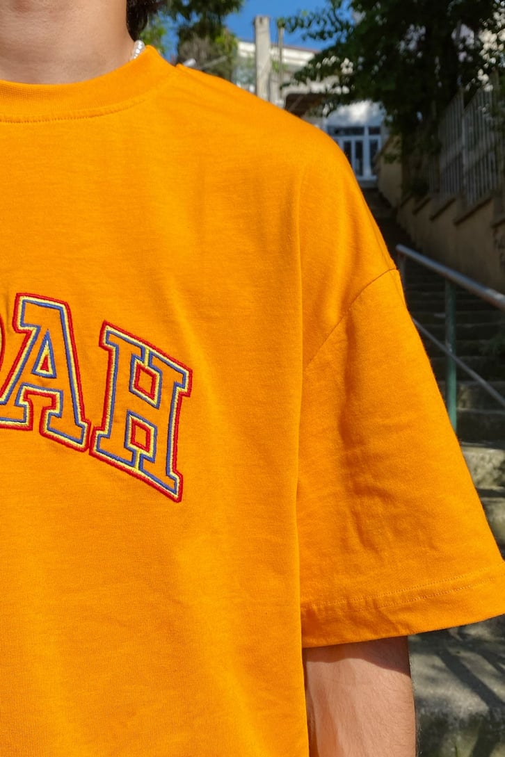 Noah Nakışlı Hardal Oversize Tshirt
