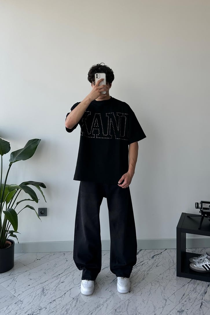 Nokta Kani Baskılı Siyah Oversize Tişört