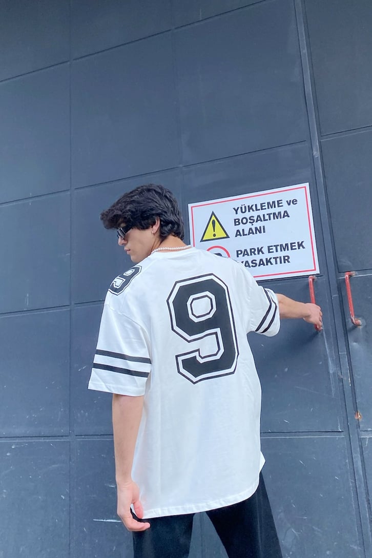 Number Nine Baskılı Oversize Tshirt