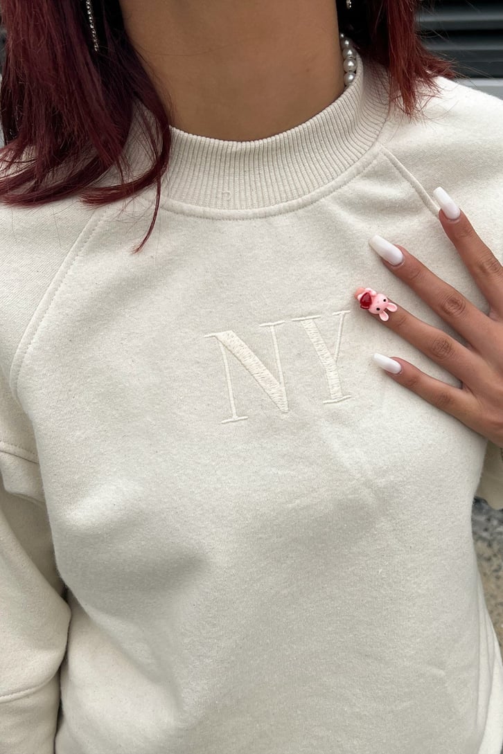 NY Nakışlı Taş Rengi Oversize Sweatshirt