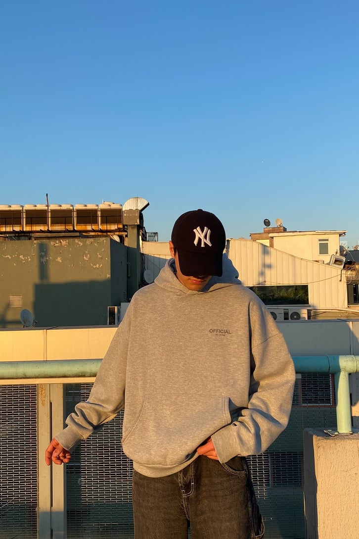 OFCL BASKILI OVERSIZE HOODIE