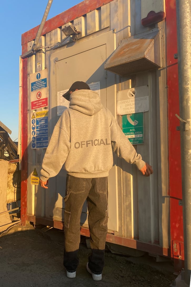 OFCL BASKILI OVERSIZE HOODIE