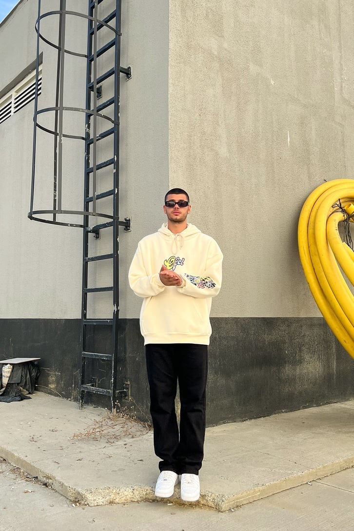 Ofcl Kol Baskılı Krem Oversize Sweatshirt