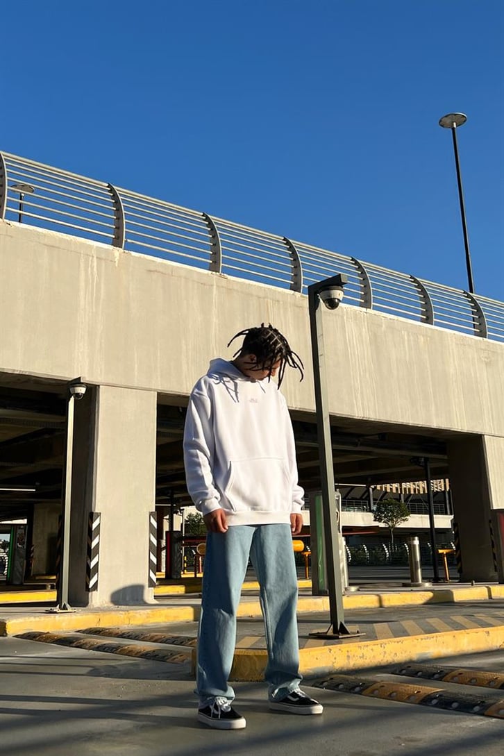 Ofcl Nakışlı Beyaz İçi Pamuklu Oversize Hoodie