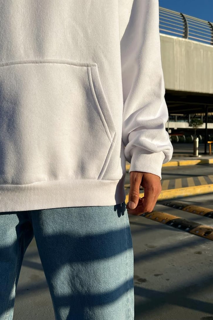 Ofcl Nakışlı Beyaz İçi Pamuklu Oversize Hoodie